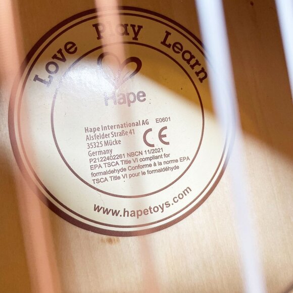 Hape Toys Blue Lagoon 26 in. Guitar Pre-School / Toddler Age 3+ Lightweight Wood - Picture 10 of 12